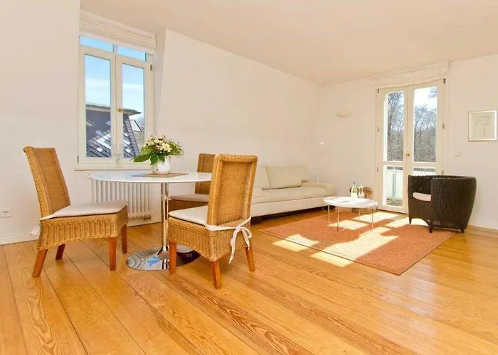 Artemis, 11 Korinth * Heringsdorf (Usedom)