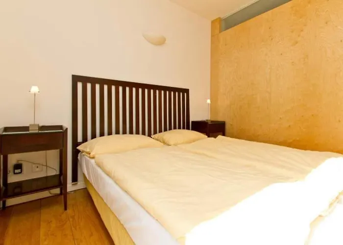 Artemis, 11 Korinth Appartamento